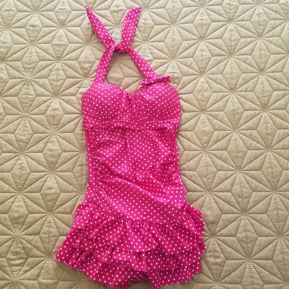 Retro Style One Piece Swimsuit, M
